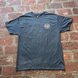 Maui Fire Department Classic Crewneck T-Shirt Large Charcoal Gray White & Silver